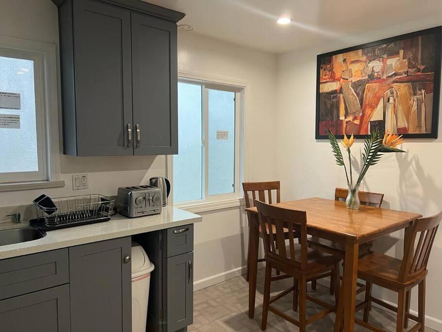 Affordable Private Rooms With Shared Bath Kitchen Near Sfo Дейли-Сити Экстерьер фото
